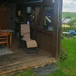 Zauberblick Am Rennsteig Frankenwald Freistehend Naturnah Hundefreundlich Eingezaeunt Ludwigsstadt