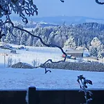 Zauberblick Am Rennsteig Frankenwald Freistehend Naturnah Hundefreundlich Eingezaeunt بيت للعطل *