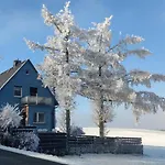 Zauberblick Am Rennsteig Frankenwald Freistehend Naturnah Hundefreundlich Eingezaeunt Casa vacanze *