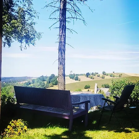 Zauberblick Am Rennsteig Frankenwald Freistehend Naturnah Hundefreundlich Eingezaeunt *