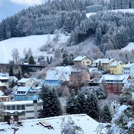 Zauberblick Am Rennsteig Frankenwald Freistehend Naturnah Hundefreundlich Eingezaeunt Ludwigsstadt