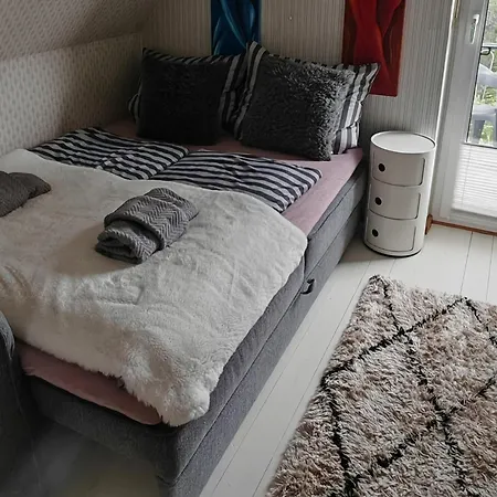 펜션 Zauberblick Am Rennsteig Frankenwald Freistehend Naturnah Hundefreundlich Eingezaeunt