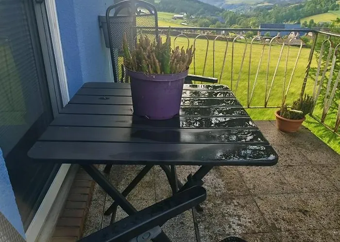 Zauberblick Am Rennsteig Frankenwald Freistehend Naturnah Hundefreundlich Eingezaeunt 펜션 *