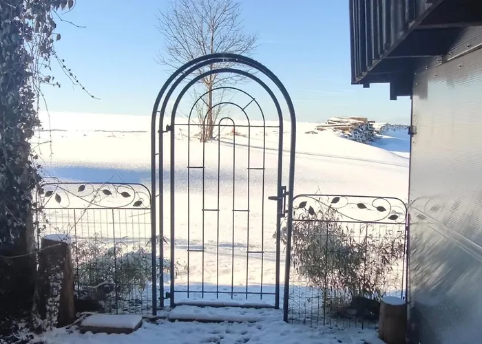 Zauberblick Am Rennsteig Frankenwald Freistehend Naturnah Hundefreundlich Eingezaeunt 펜션