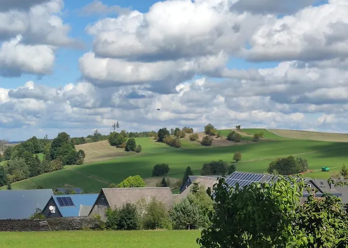 Zauberblick Am Rennsteig Frankenwald Freistehend Naturnah Hundefreundlich Eingezaeunt 펜션 *